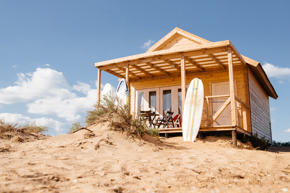 INSURER REVEALS STARTLING HOLIDAY HOME CLAIMS